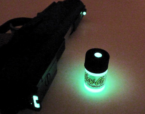  GLOW-ON SUPER PHOSPHORESCENT, Bubble Gum Red Color and Warm  Red Glow, Gun Night Sights Paint. Small 2.3 ml Vial. Concentrated, Bright,  Long Lasting Glow : Sporting Goods : Sports & Outdoors
